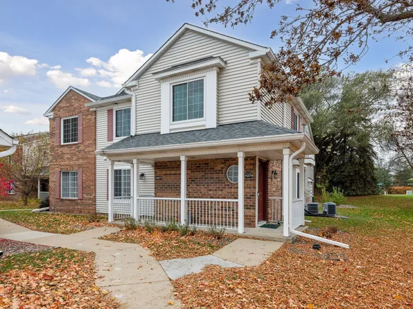 11279 Oregon Cir, Bloomington, MN 55438