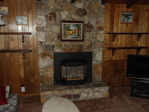 4th image of 1215 Peninsula Dr