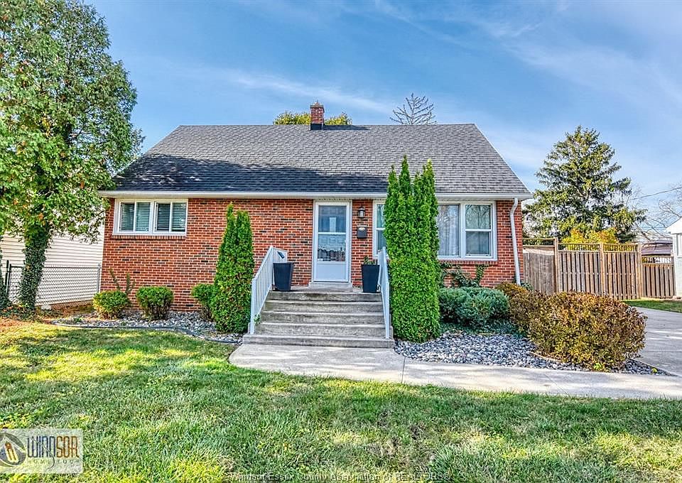 1st image of 3171 Dandurand Ave
