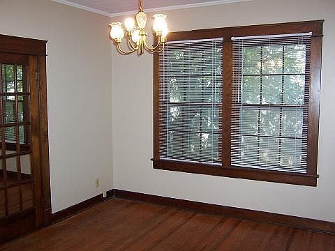 2nd image of 723 E Burton St