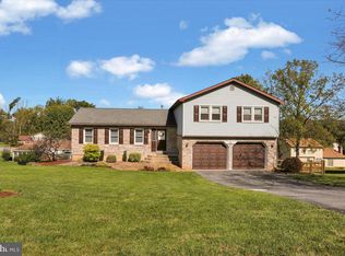 51 Sage Dr, Sinking Spring, PA 19608