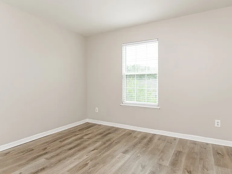 4911 Windbourne Way — Photo 14
