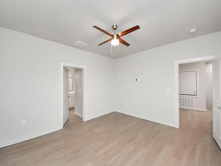 7330 Leighton Meadow Ln — Photo 29