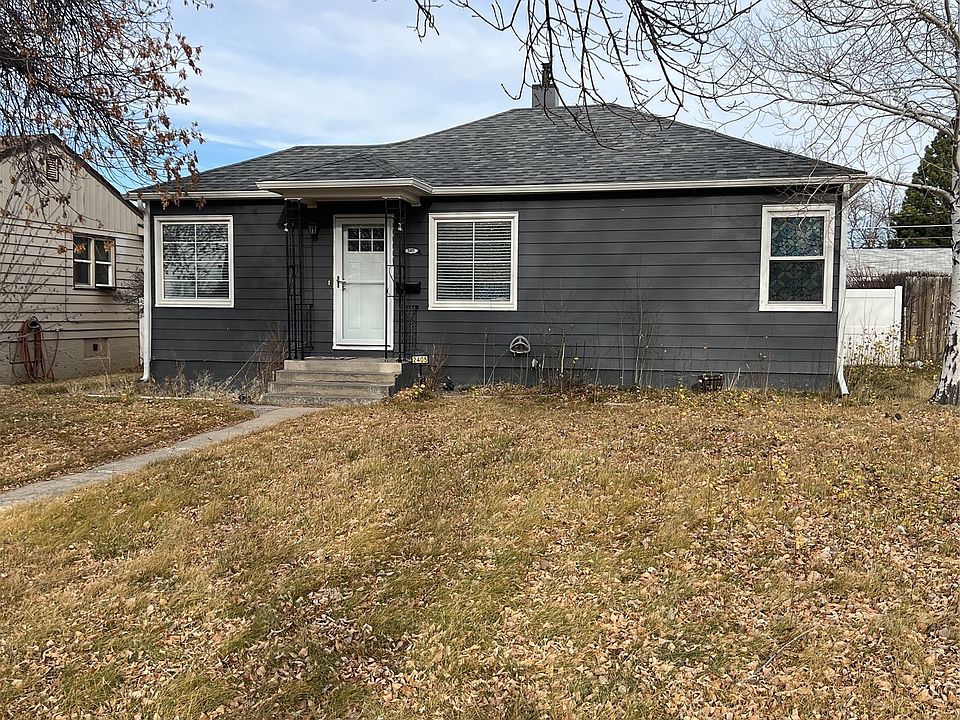 1st image of 2405 4th Ave S