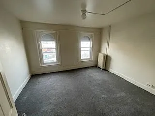 1338 W Liberty St — Photo 6