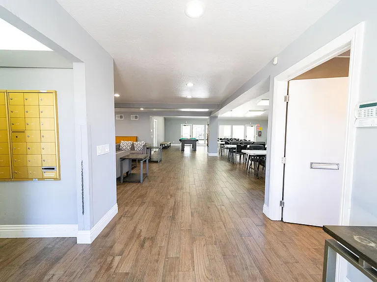 Entry to Clubhouse & Leasing Office