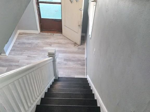 5th image of 1208 Plum St