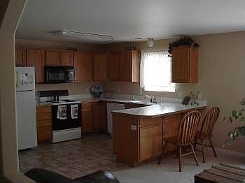 3rd image of 1609 Pirate Ln NE
