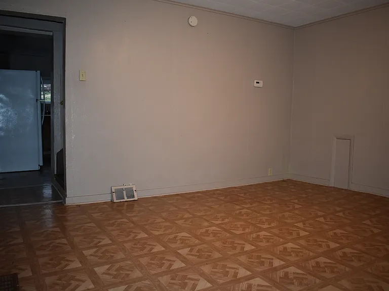 17 Jefferson St — Photo 12