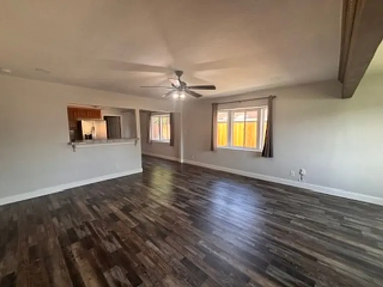 106 Brentwood Dr — Photo 8