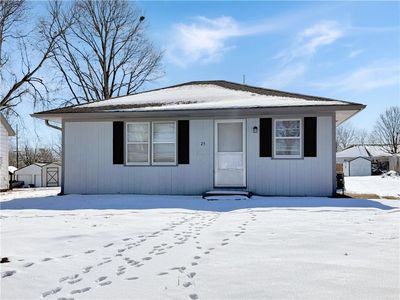 25 E Broadway St, Higginsville, MO, 64037