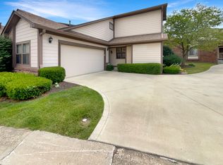 561 Cielo Vista Ct, Greenwood, IN 46143