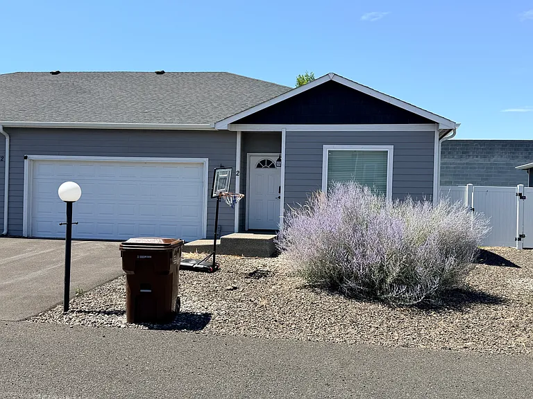 712 N 30th Ave — Photo 3