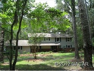 4th image of 8415 SW 28th Pl