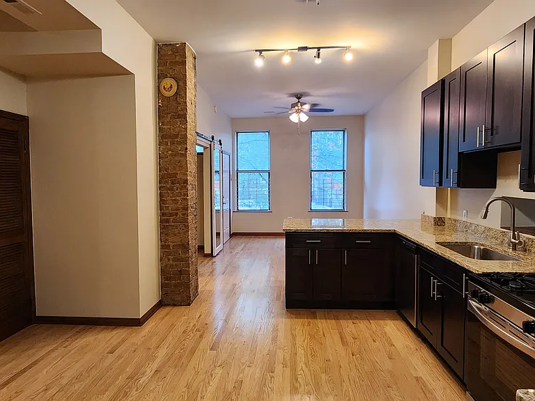 1436 N Paulina St #1F — Photo 12