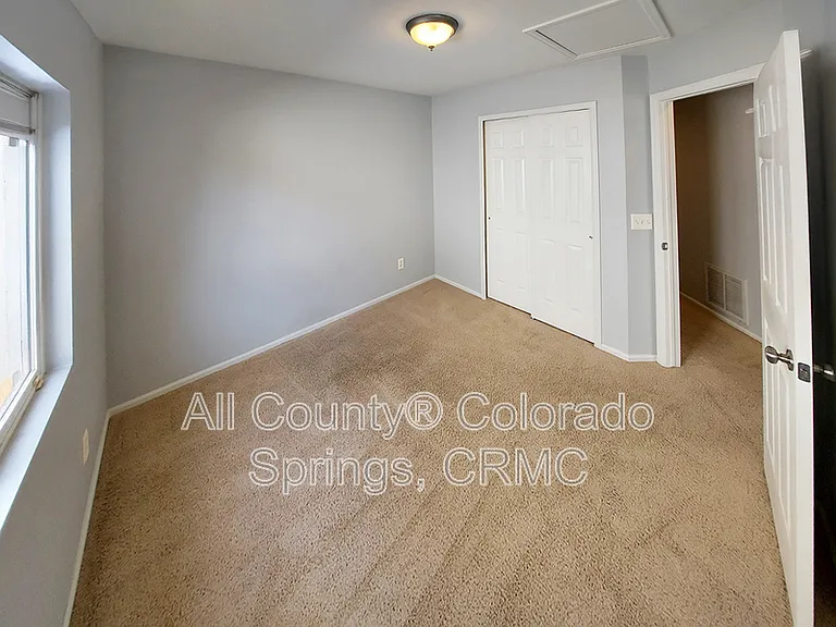 4182 Pioneer Creek Dr — Photo 26