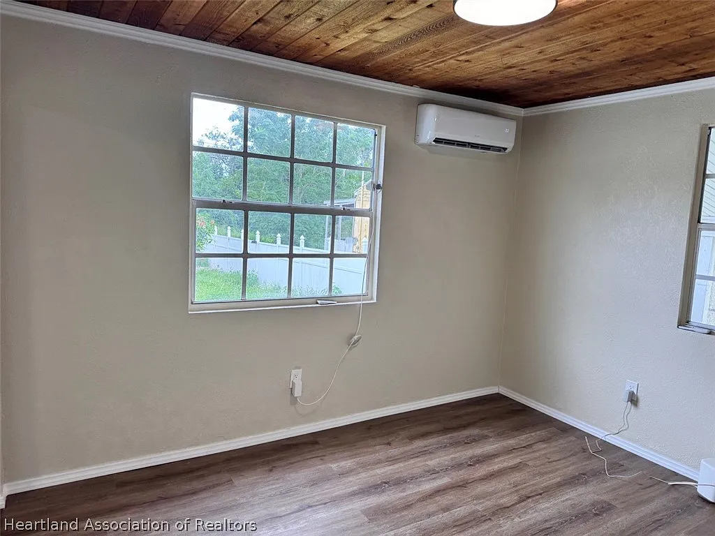 2 bed, 1.0 bath, 1073 sqft, $1,500 — Photo 4