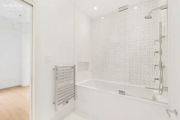 Rented by Sotheby's International Realty | media 28