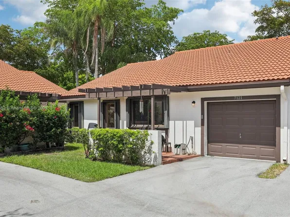 7121 Mimosa Way, Tamarac, FL 33321