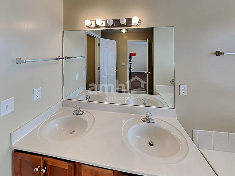 3509 Port Breeze Pl — Photo 10