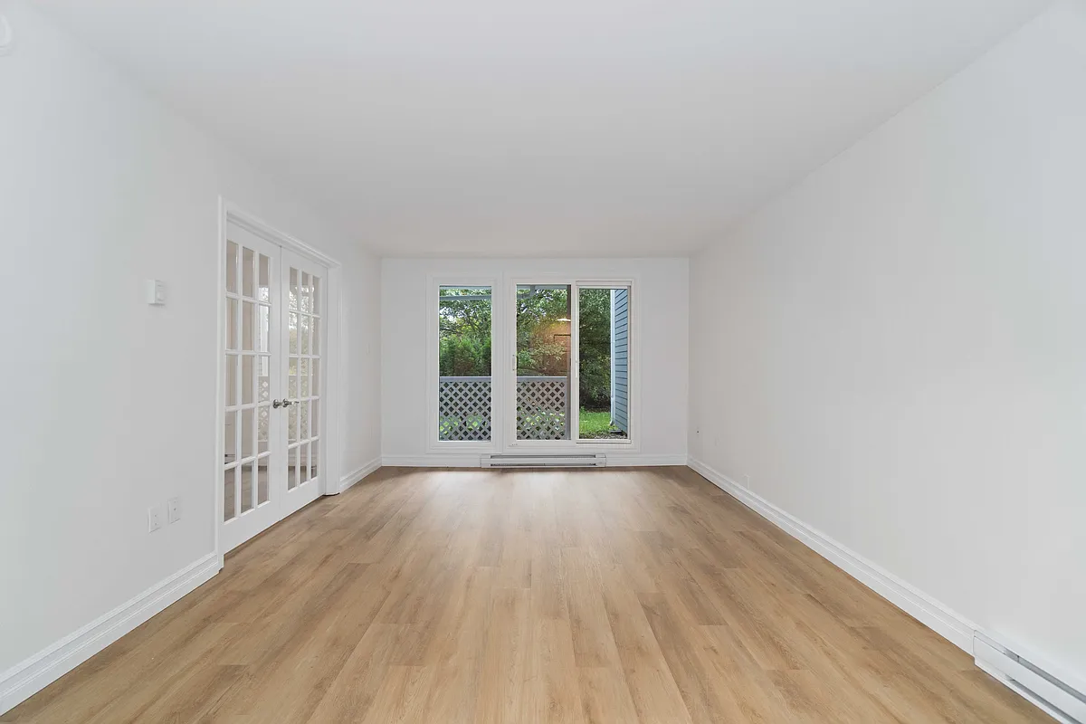 Building Photo - 1 Brookdale Ct #107