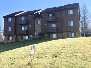 6369 Saint Andrews Dr APT 4, Canfield, OH 44406