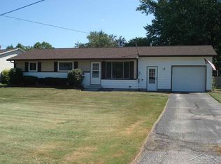 175 Maple View Ct, Hemlock, MI 48626