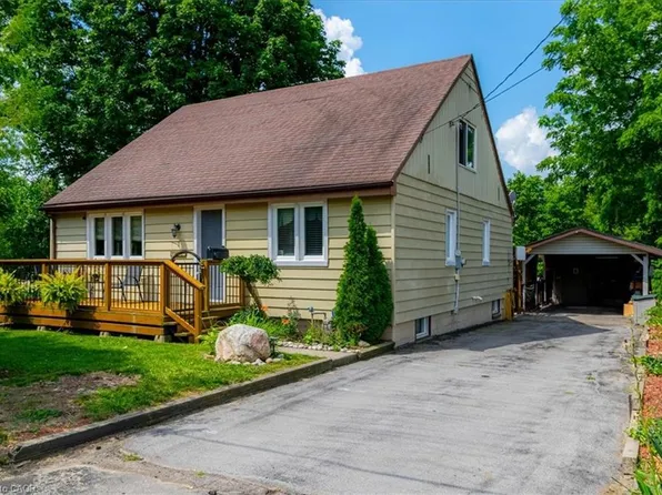 554 Bank St S, Norfolk County, ON N3Y 3N4