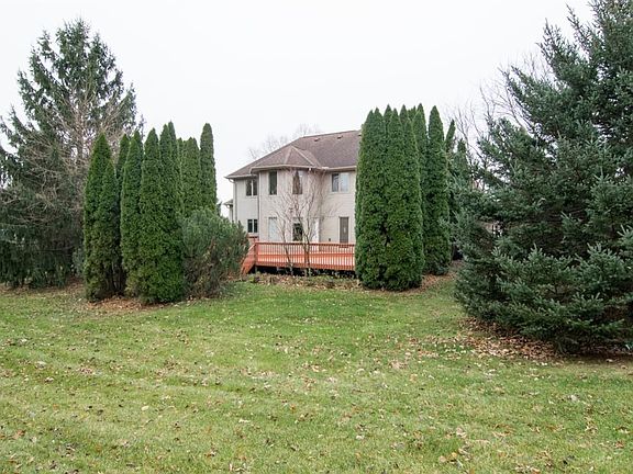 5th image of 9137 Whispering Pines Dr
