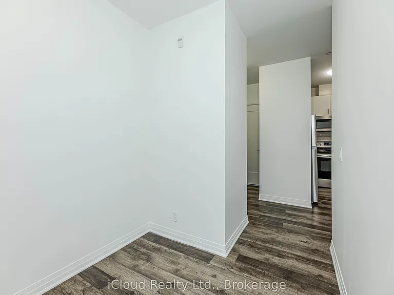 102 Grovewood Cmn #121 — Photo 37