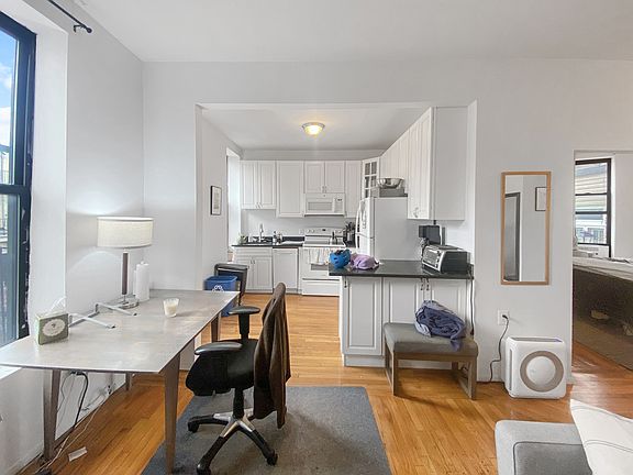 3rd image of 120 1st Pl APT 2C