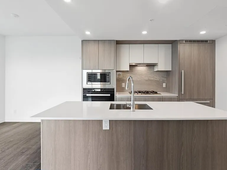 6633 Buswell St #1202 — Photo 15