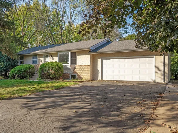 7650 Bacon Dr NE, Fridley, MN 55432