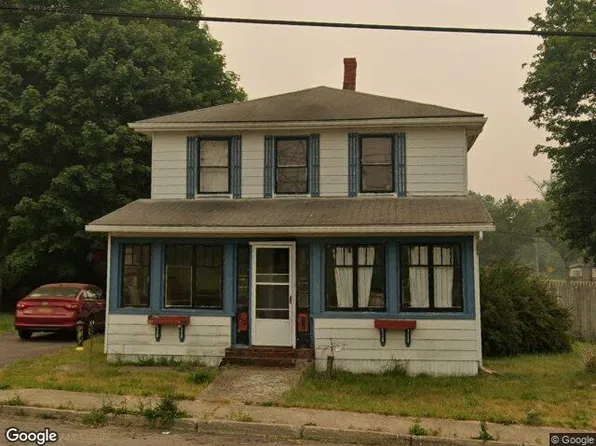 952 East Ave, Elmira, NY 14901