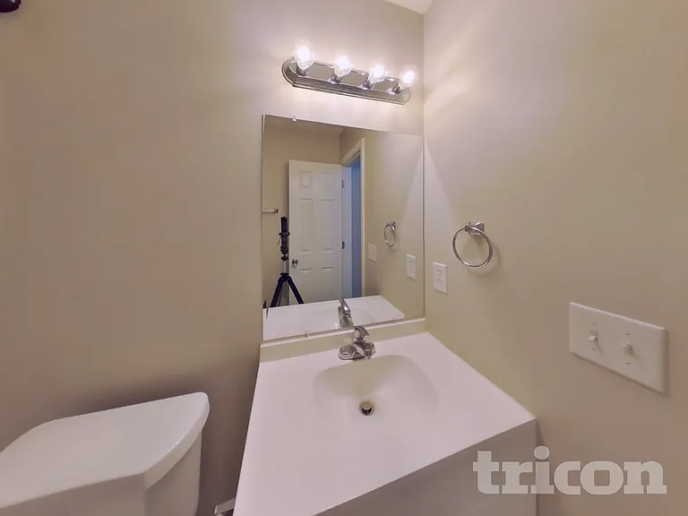 131 Quiet Grove Dr — Photo 16