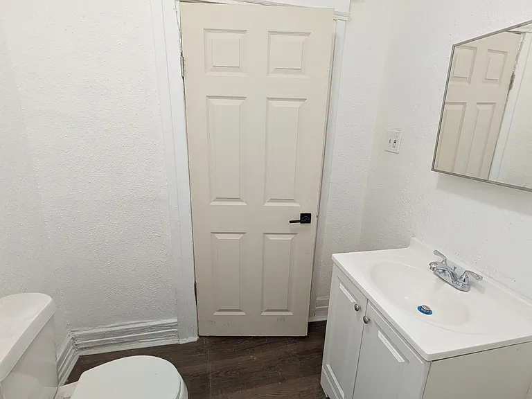Edsel Ford Apartments — Photo 11