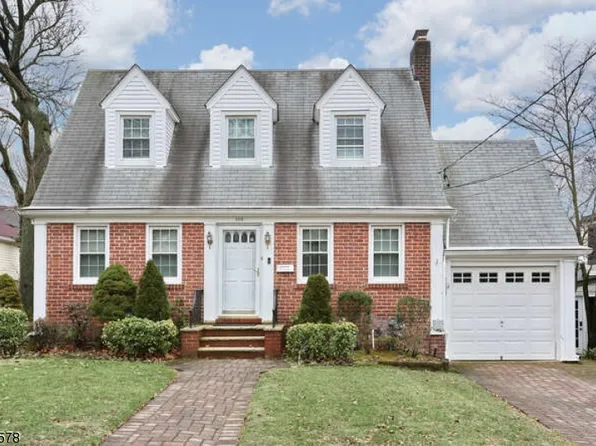 226 Roosevelt Ave, Hasbrouck Heights Boro, NJ 07604