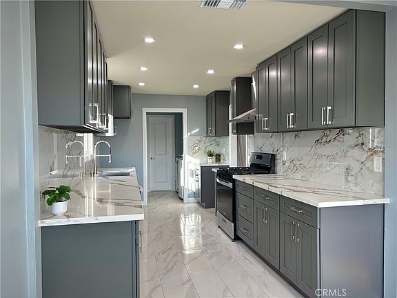 3rd image of 16014 Horace St #16014
