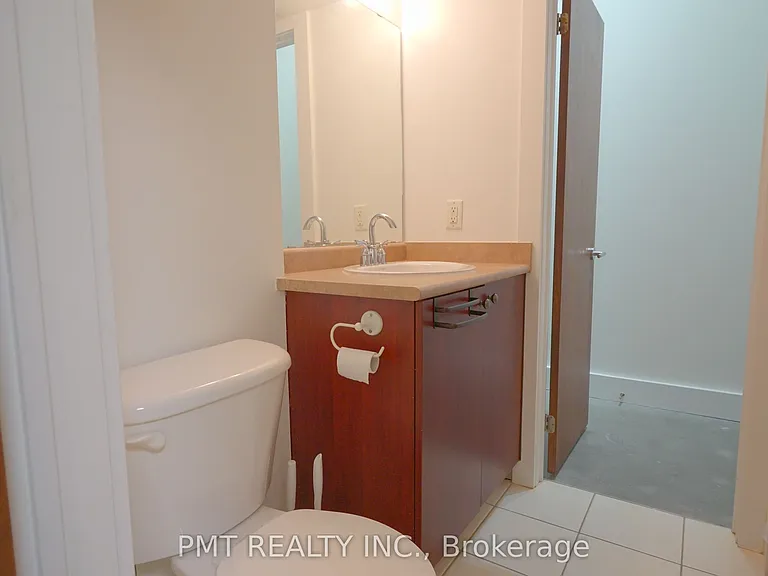 550 Hopewell Ave #302 — Photo 19