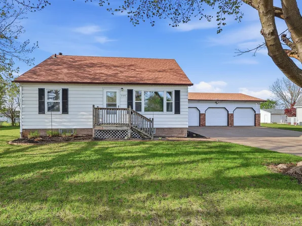 109 5th Ave, Colona, IL 61241