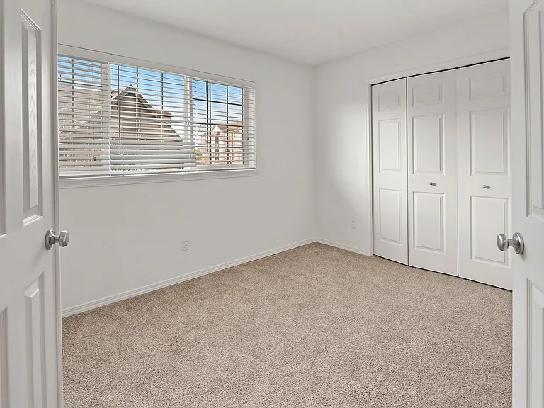 1611 SW San Mateo Ter — Photo 4