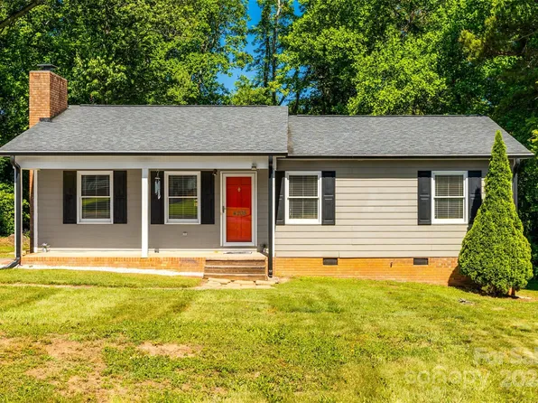 4205 Wrentree Dr, Dallas, NC 28034