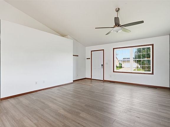 3rd image of 6383 Cope Dr