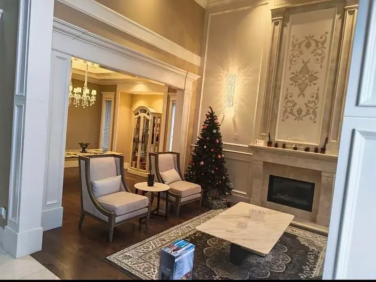 7460 Chelsea Rd — Photo 2