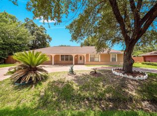 10010 Hazelhurst Dr, Houston, TX 77080