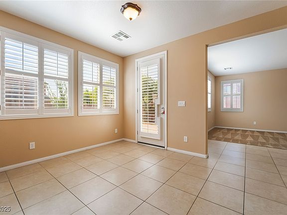 5th image of 11238 Meadow Cove St