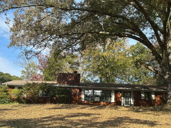 4148 Conger Rd, Louisville, TN 37777