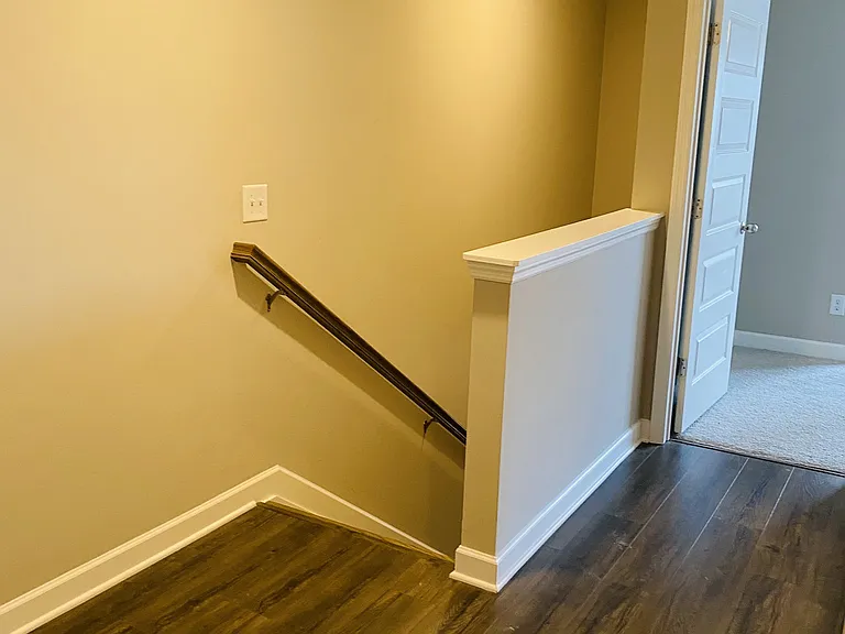 352 Banbury Dr — Photo 12