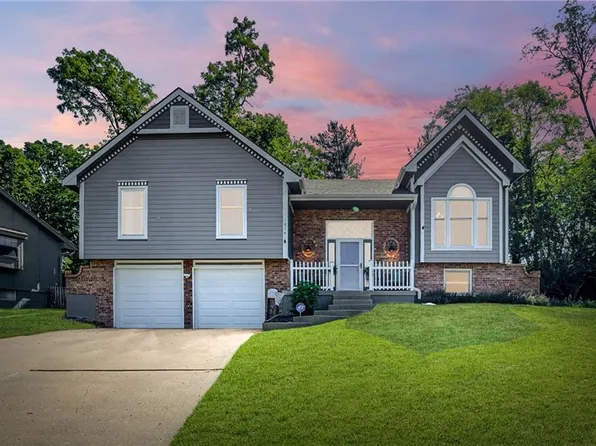 10141 NW 57th St, Kansas City, MO 64152