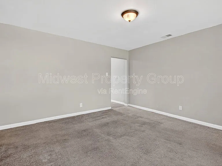 12035 Krenning Ln — Photo 20